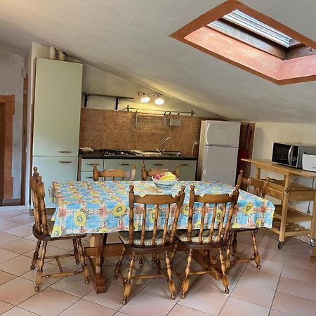 La Casa Dei Nonni Castelbianco Bed & Breakfast Colletta Exterior photo