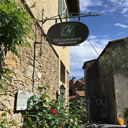 La Casa Dei Nonni Castelbianco Bed & Breakfast Colletta Exterior photo