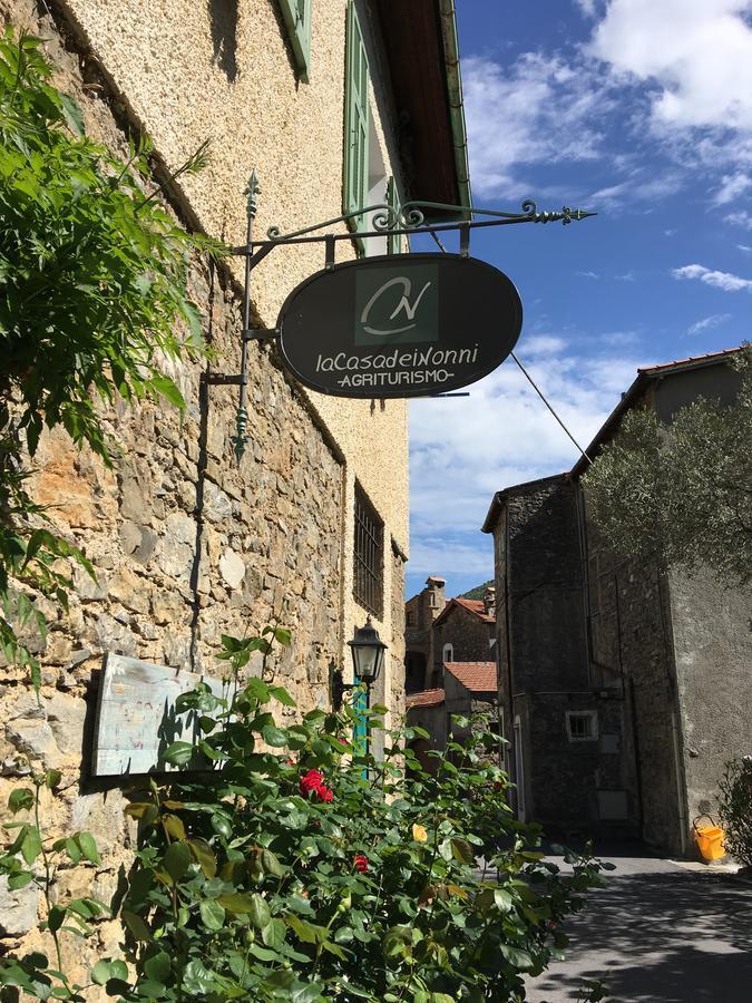 La Casa Dei Nonni Castelbianco Bed & Breakfast Colletta Exterior photo